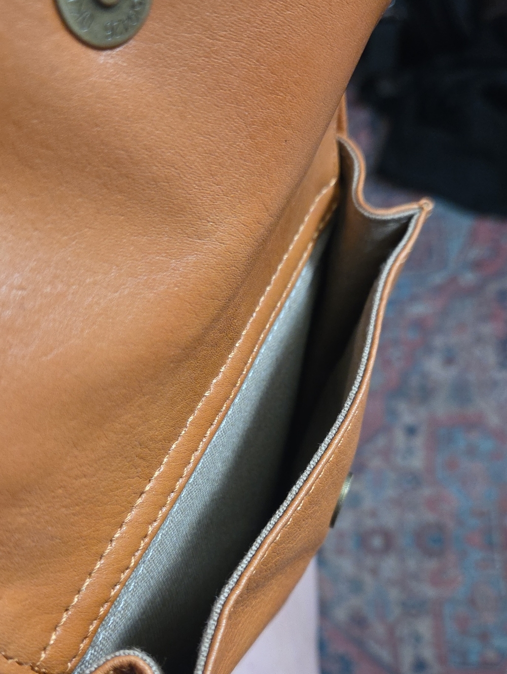 Minooy Thea Crossbody Bag - Picture 9 of 12